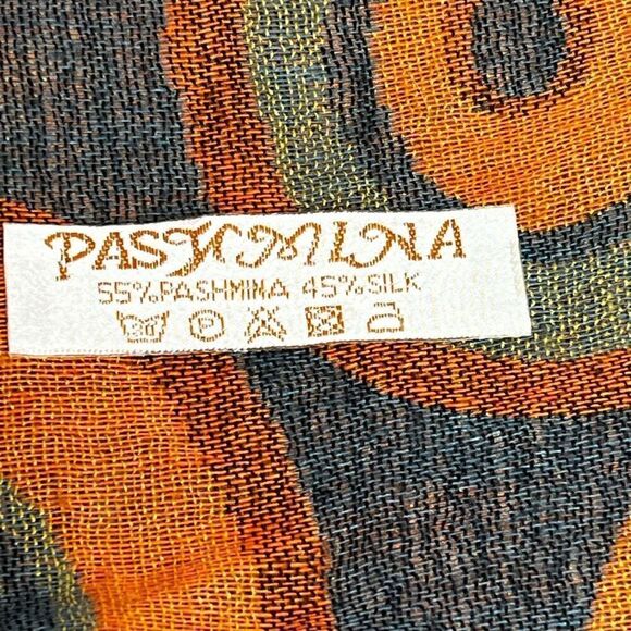 Pashmina orange and blue circle print scarf - Picture 9 of 12